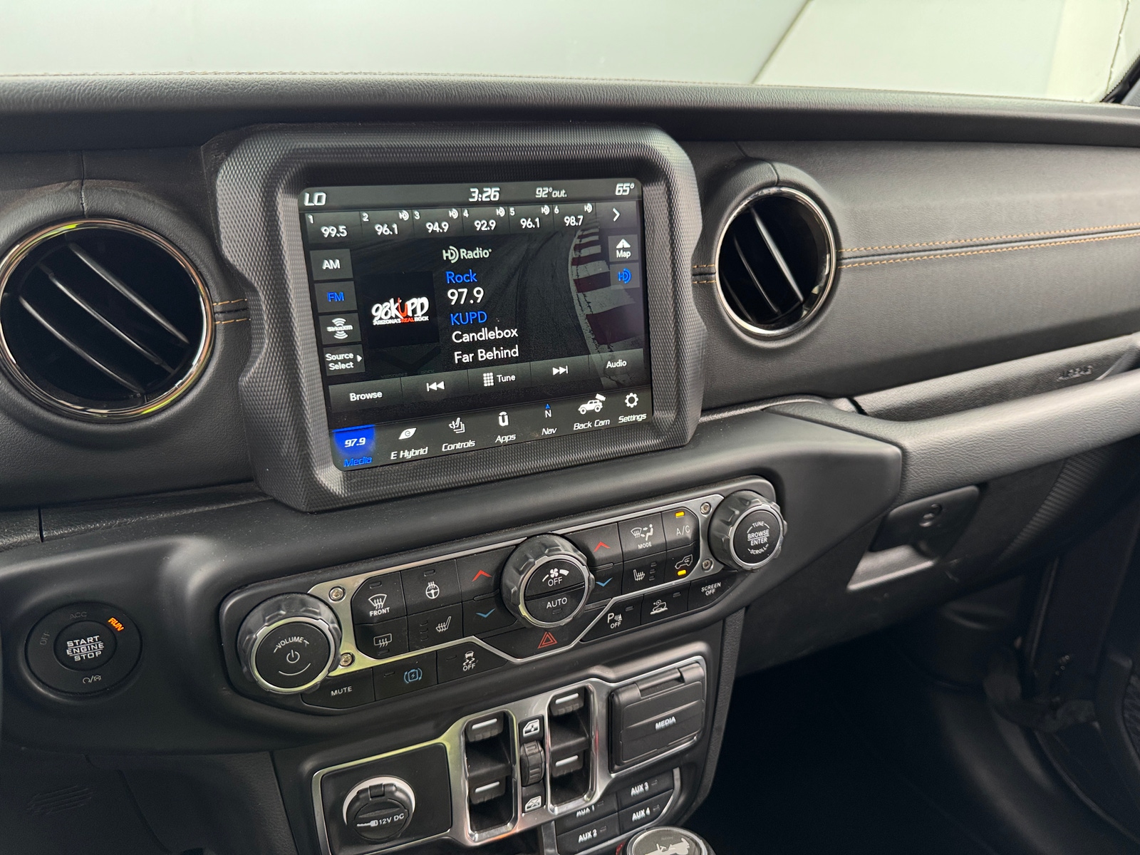 Thumbnail: 2021 Jeep Wrangler - 3