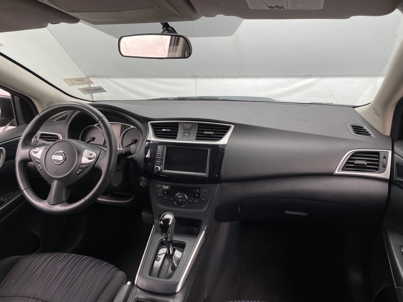 Thumbnail: 2019 Nissan Sentra - 3