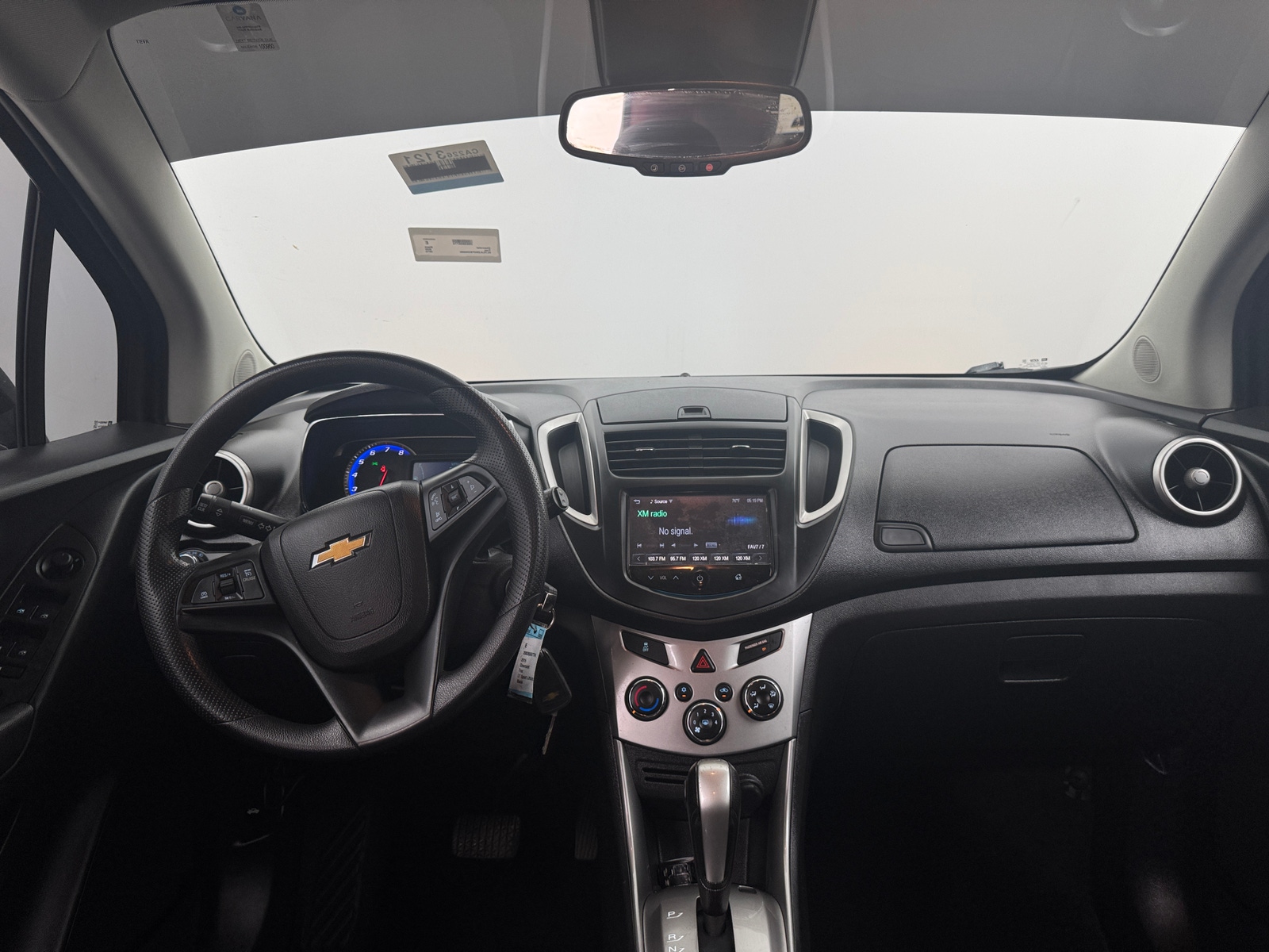 Thumbnail: 2015 Chevrolet Trax - 3