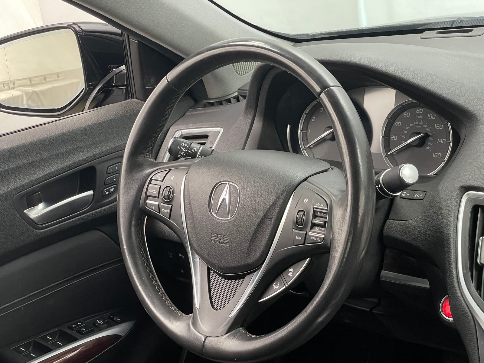 Thumbnail: 2015 Acura TLX - 4