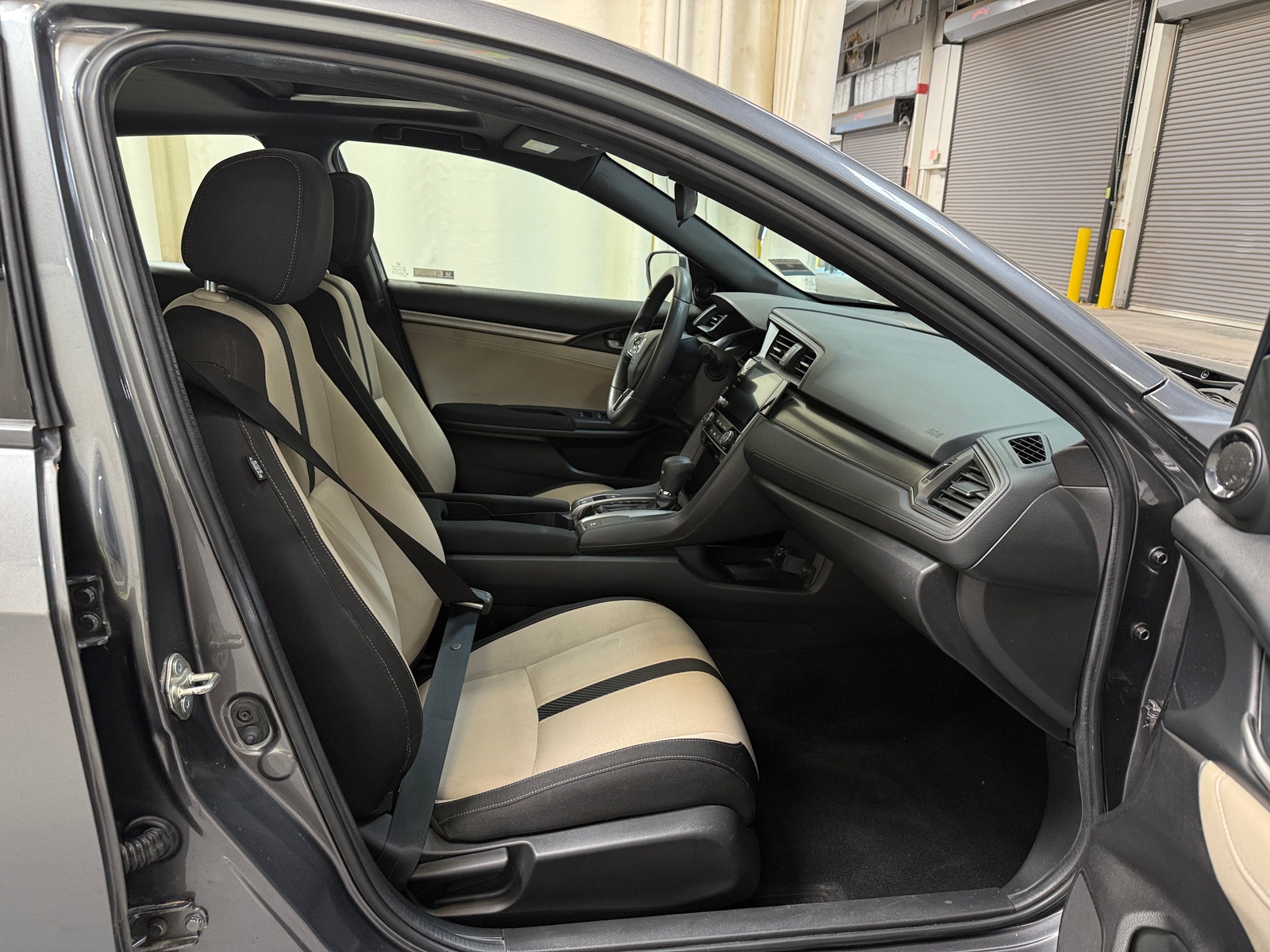 Thumbnail: 2019 Honda Civic - 2