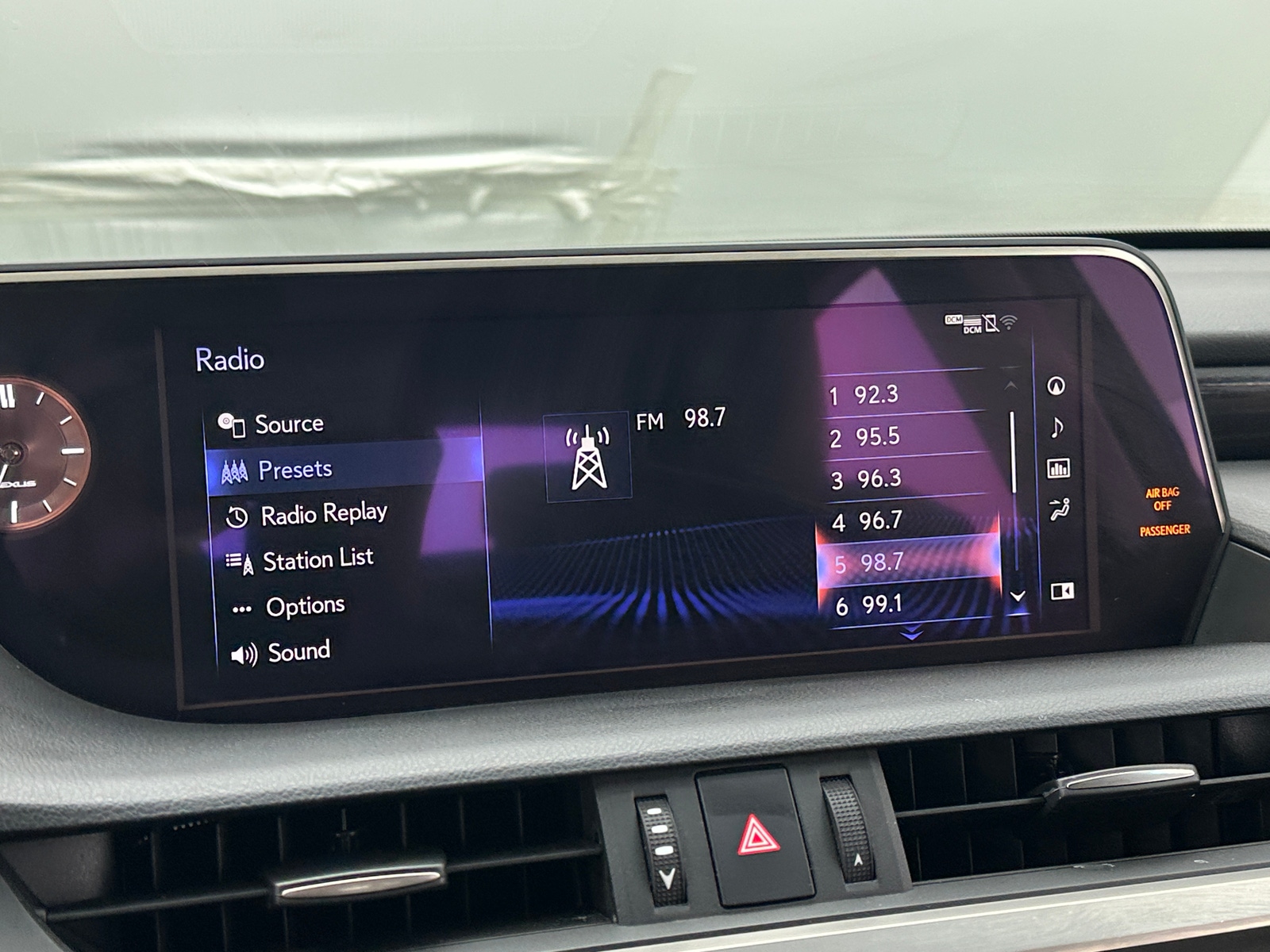 Thumbnail: 2020 Lexus ES - 3