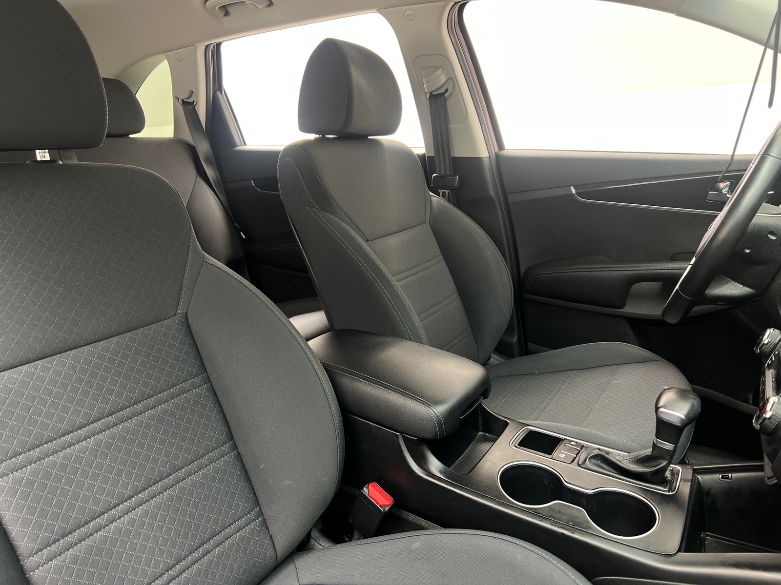 Thumbnail: 2019 Kia Sorento - 2