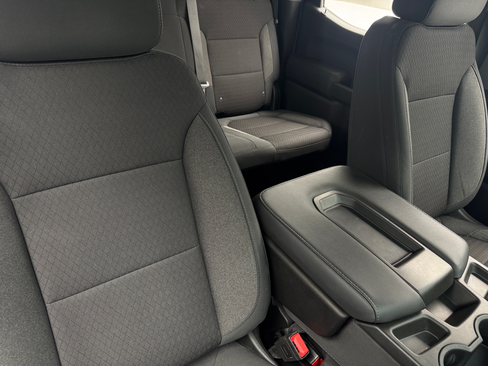 Thumbnail: 2020 Chevrolet Silverado 1500 - 2