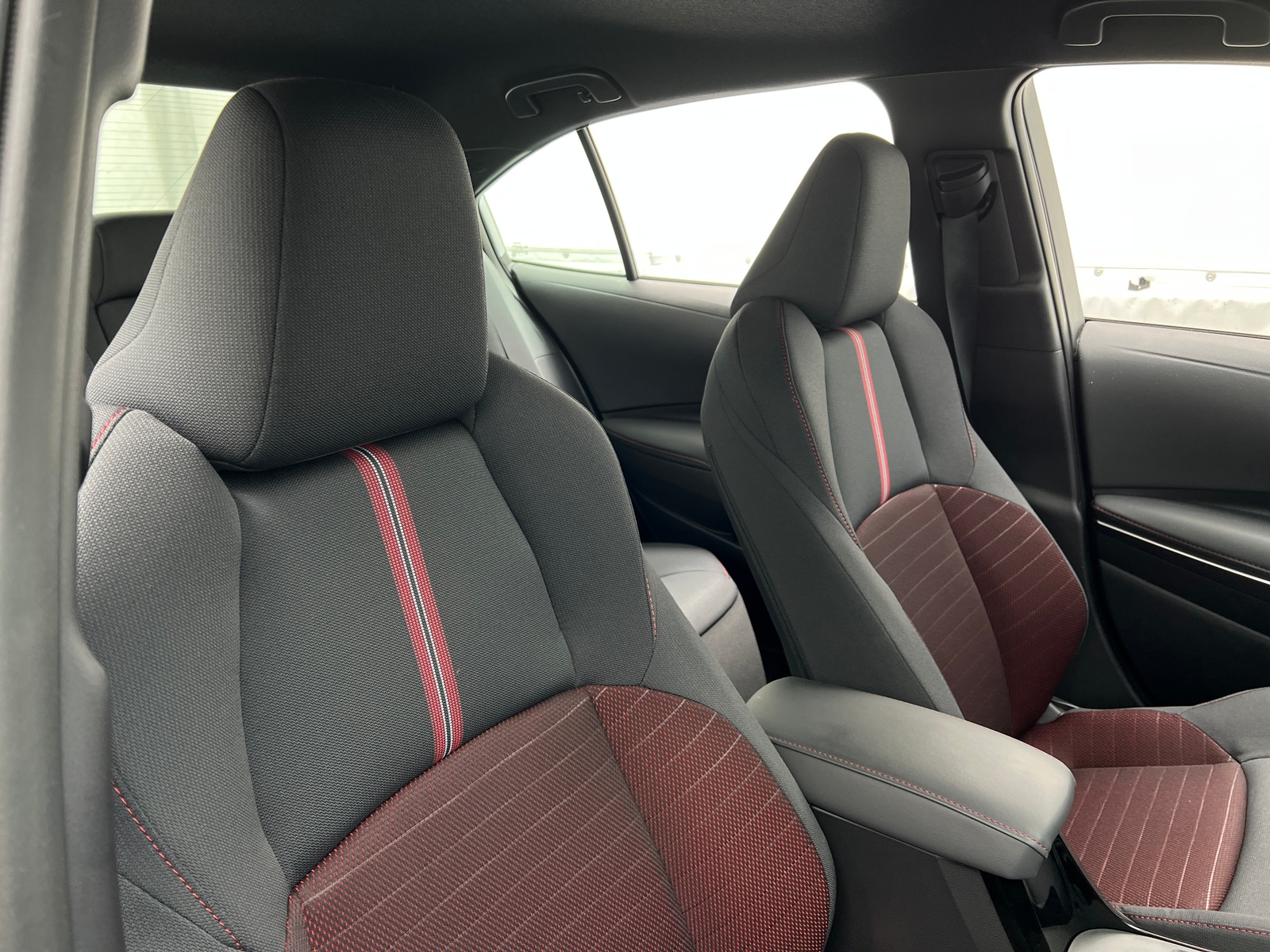 Thumbnail: 2025 Toyota Corolla - 2