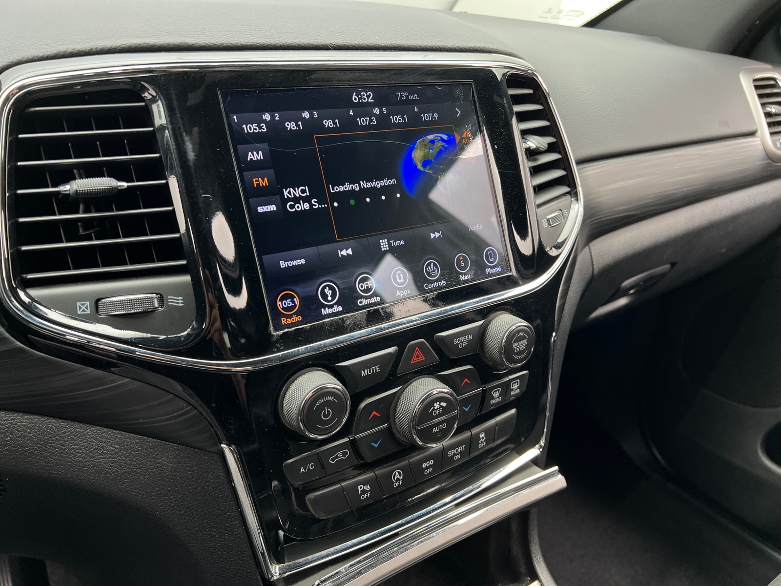Thumbnail: 2019 Jeep Grand Cherokee - 3
