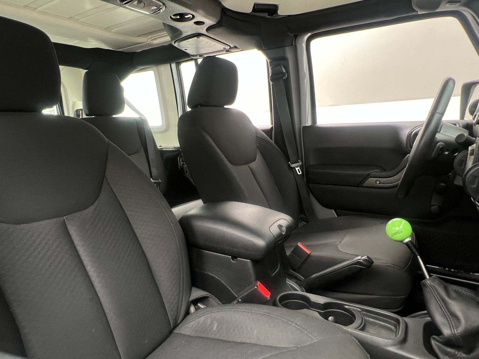 Thumbnail: 2016 Jeep Wrangler - 2