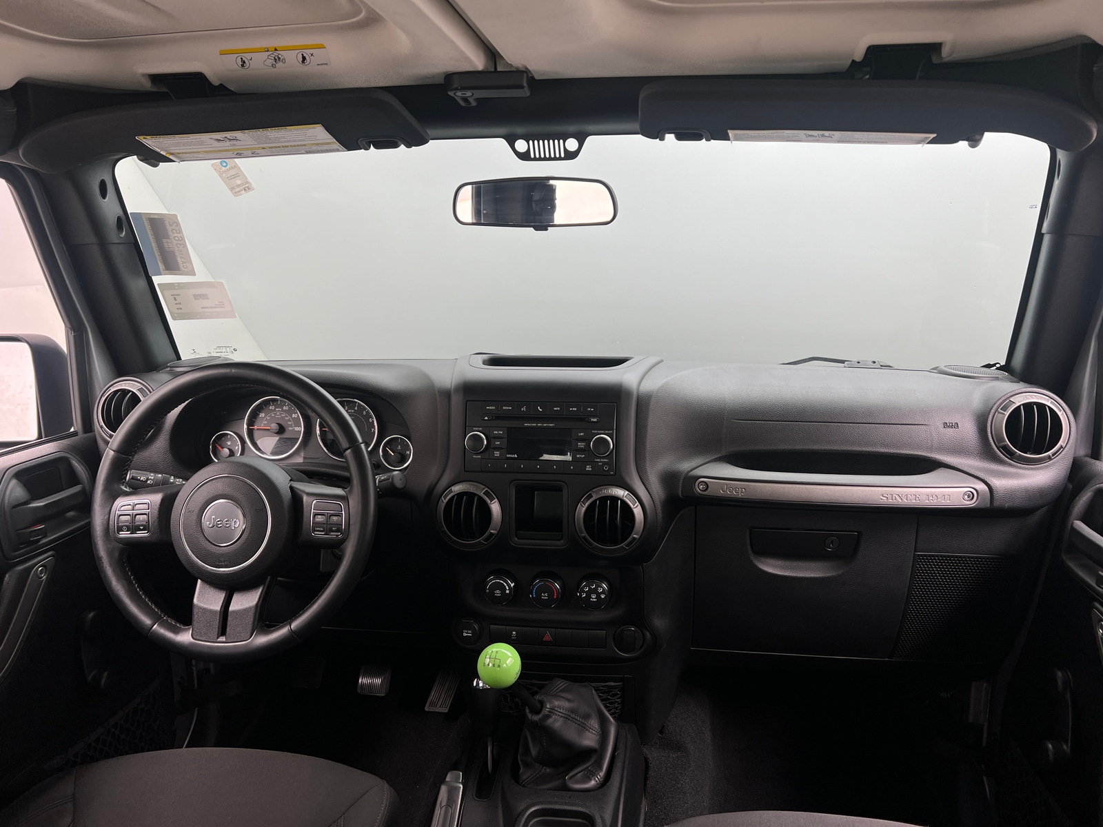 Thumbnail: 2016 Jeep Wrangler - 3