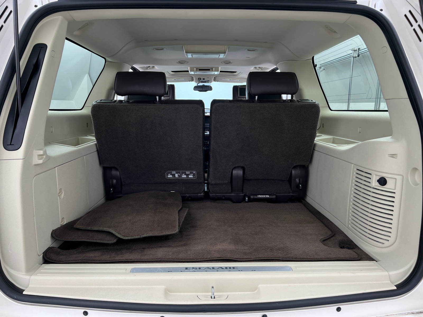 Thumbnail: 2012 Cadillac Escalade - 6