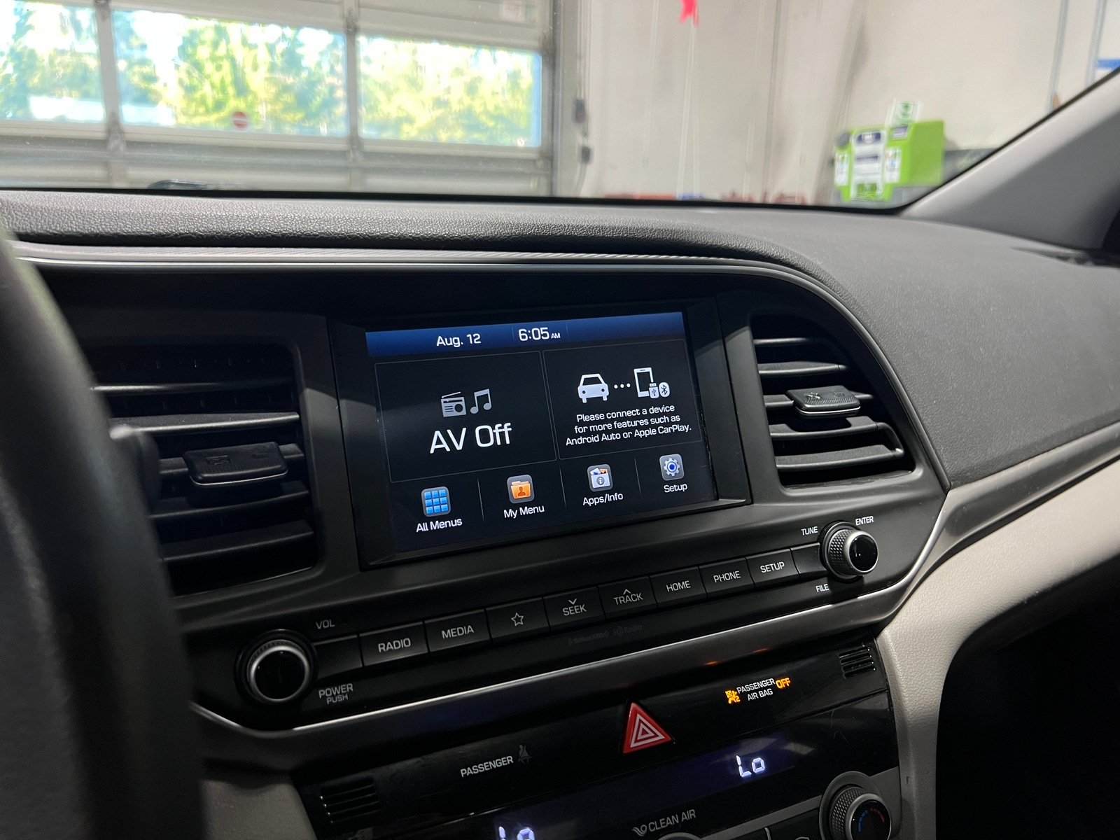 Thumbnail: 2020 Hyundai Elantra - 4