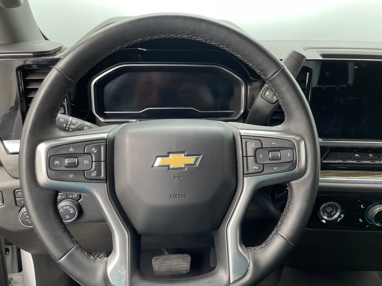 Thumbnail: 2024 Chevrolet Silverado 1500 - 5