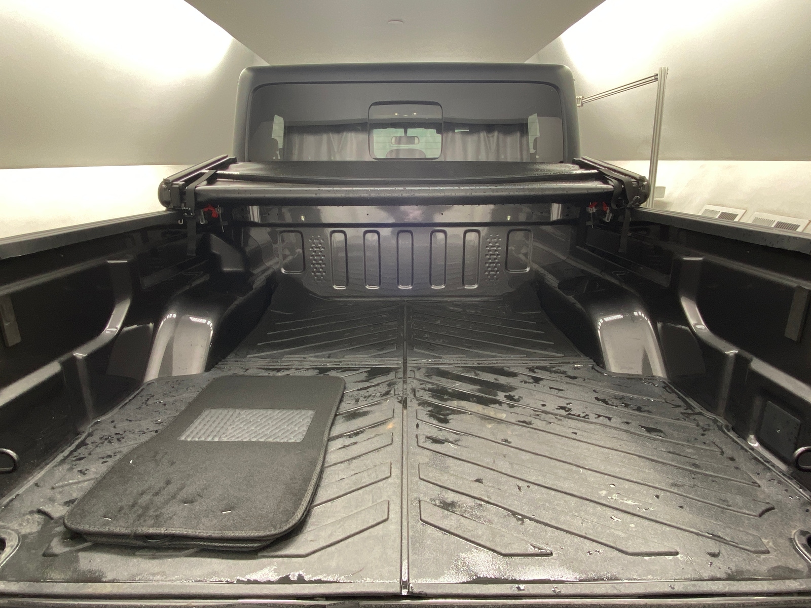 Thumbnail: 2023 Jeep Gladiator - 7