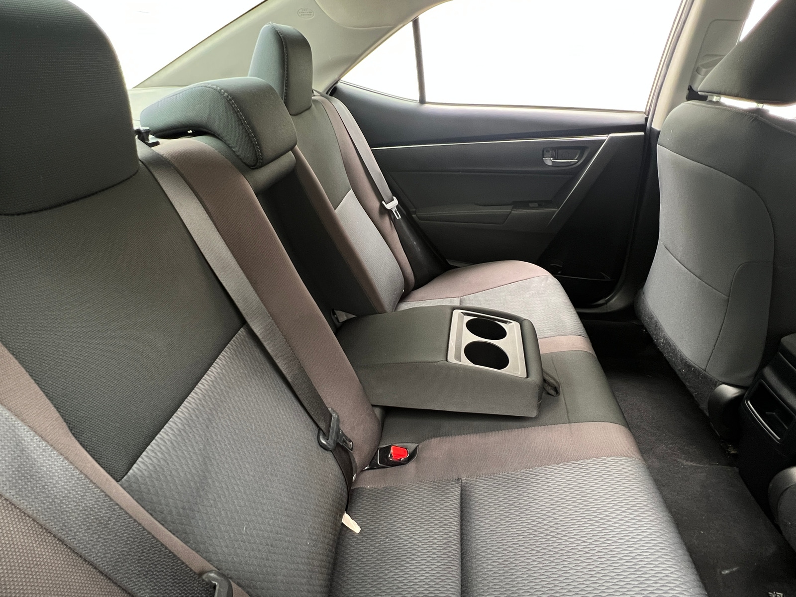 Thumbnail: 2018 Toyota Corolla - 6