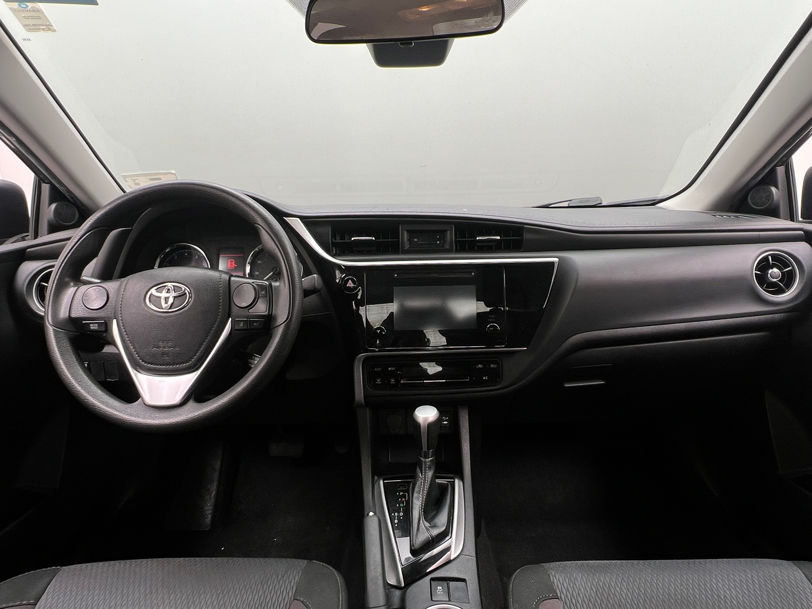 Thumbnail: 2018 Toyota Corolla - 3