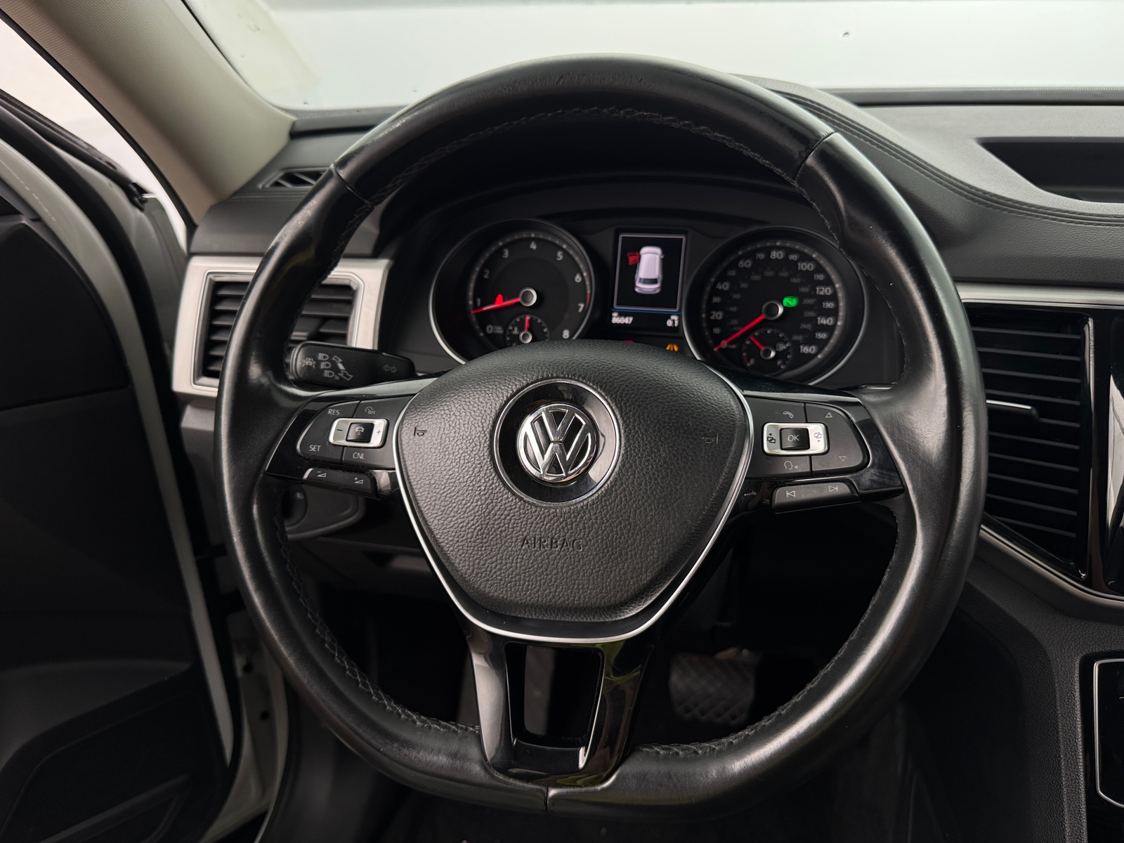 Thumbnail: 2018 Volkswagen Atlas - 4