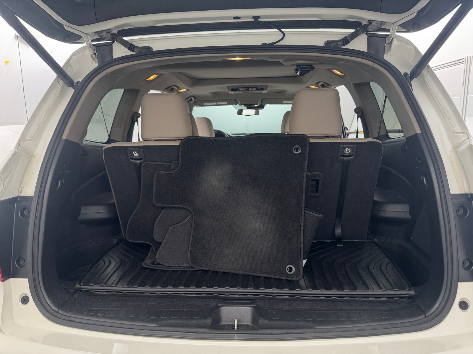 Thumbnail: 2018 Honda Pilot - 6