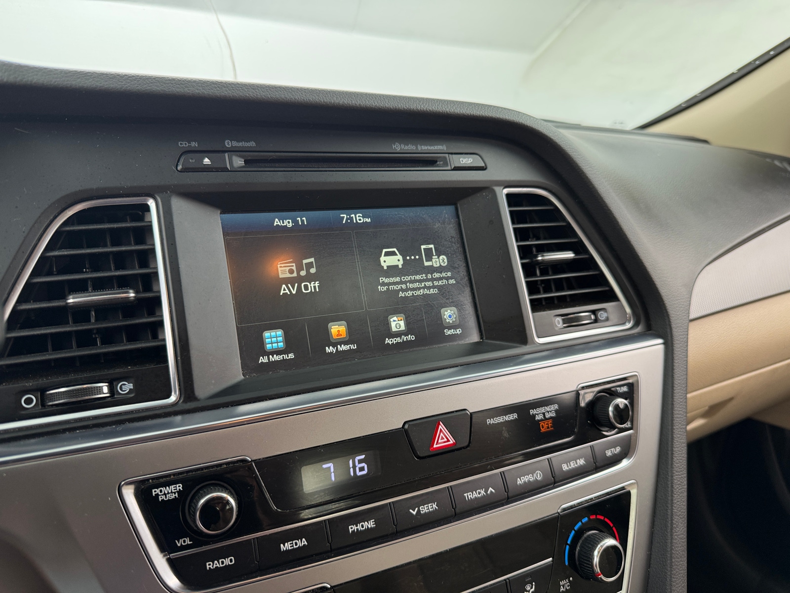 Thumbnail: 2016 Hyundai Sonata - 4