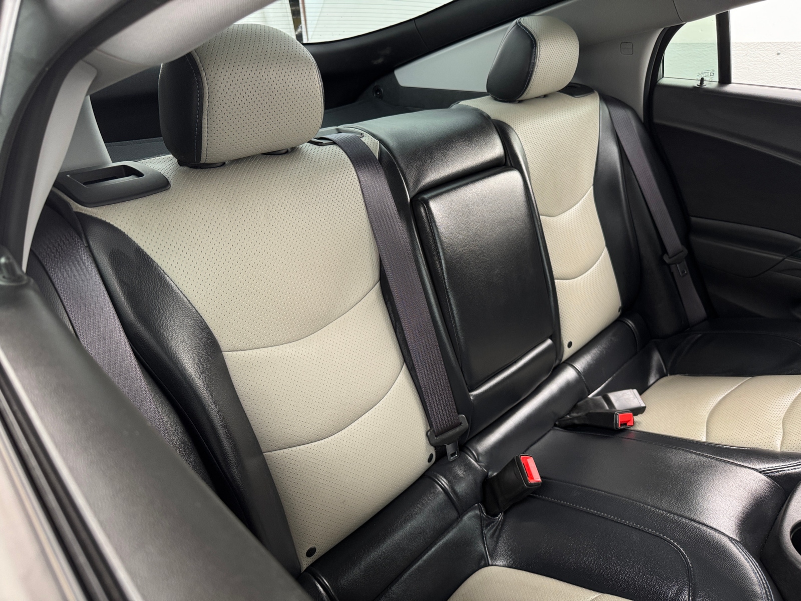 Thumbnail: 2017 Chevrolet Volt - 6