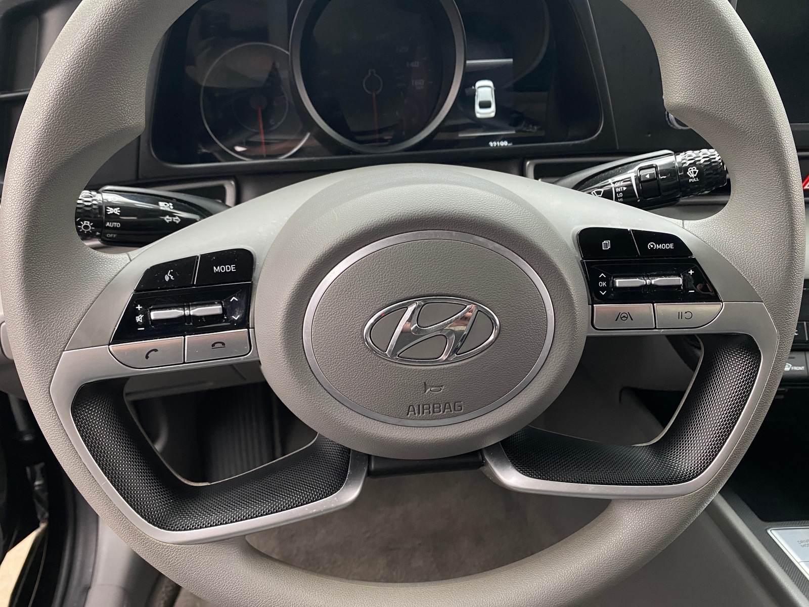 Thumbnail: 2023 Hyundai Elantra - 5