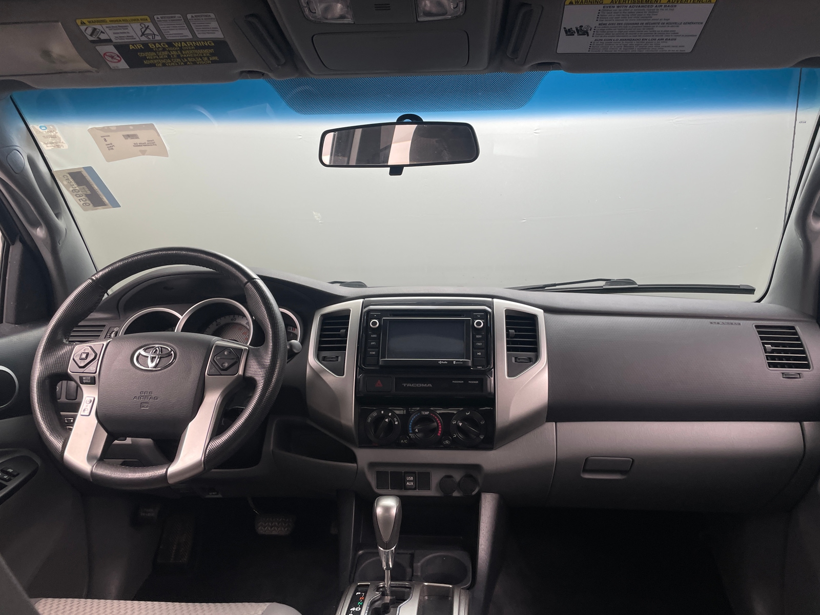 Thumbnail: 2015 Toyota Tacoma - 3