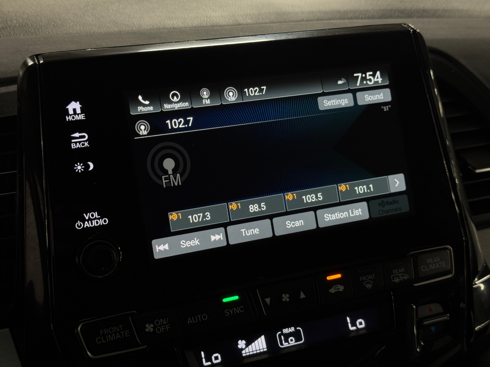 Thumbnail: 2018 Honda Odyssey - 3