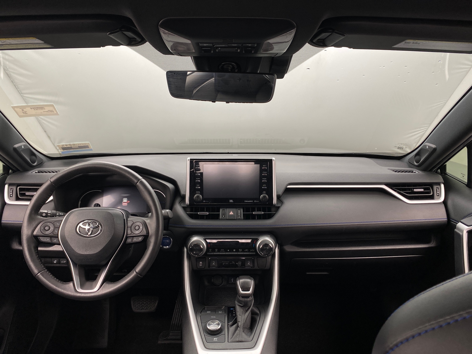 Thumbnail: 2021 Toyota RAV4 - 3
