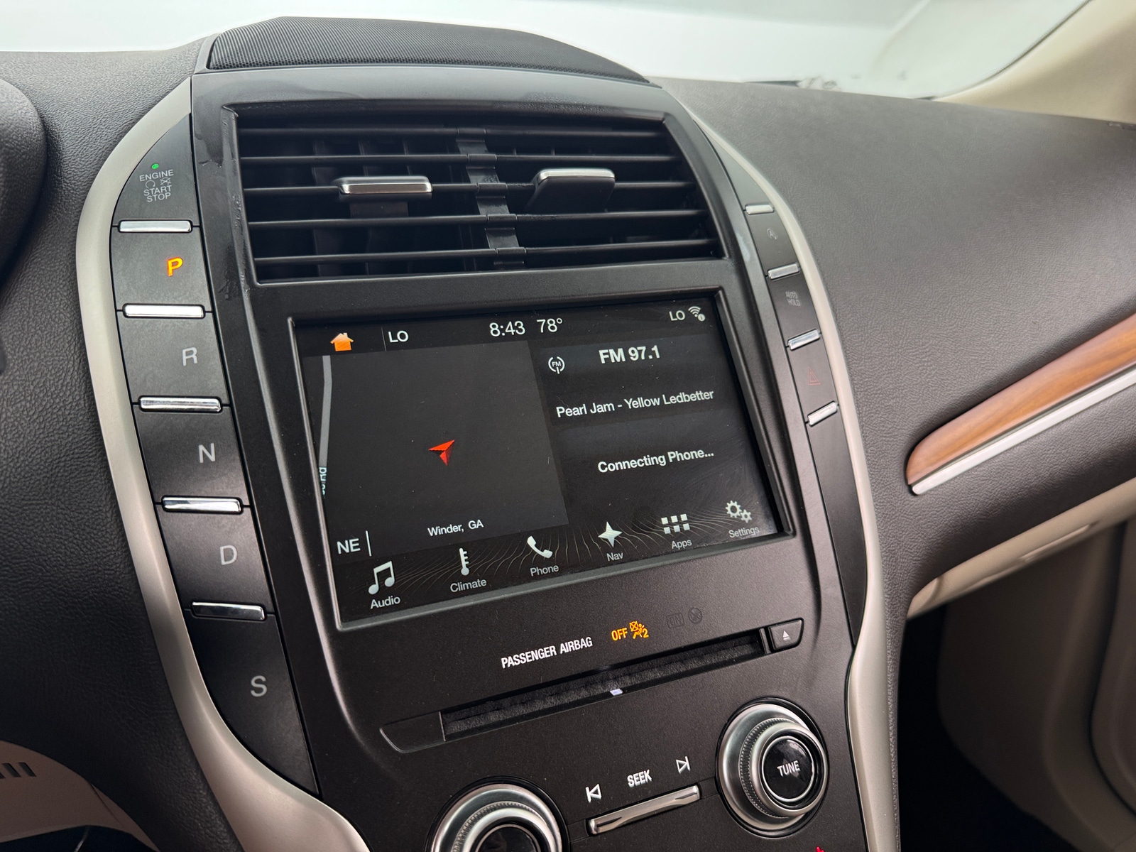 Thumbnail: 2018 Lincoln MKC - 3