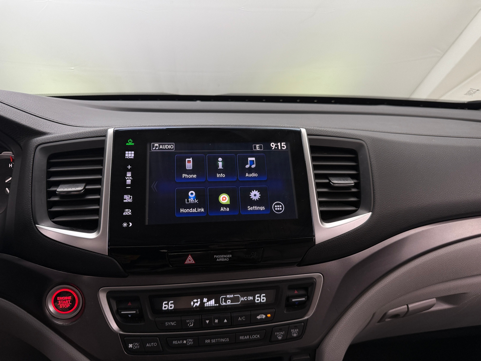Thumbnail: 2016 Honda Pilot - 3