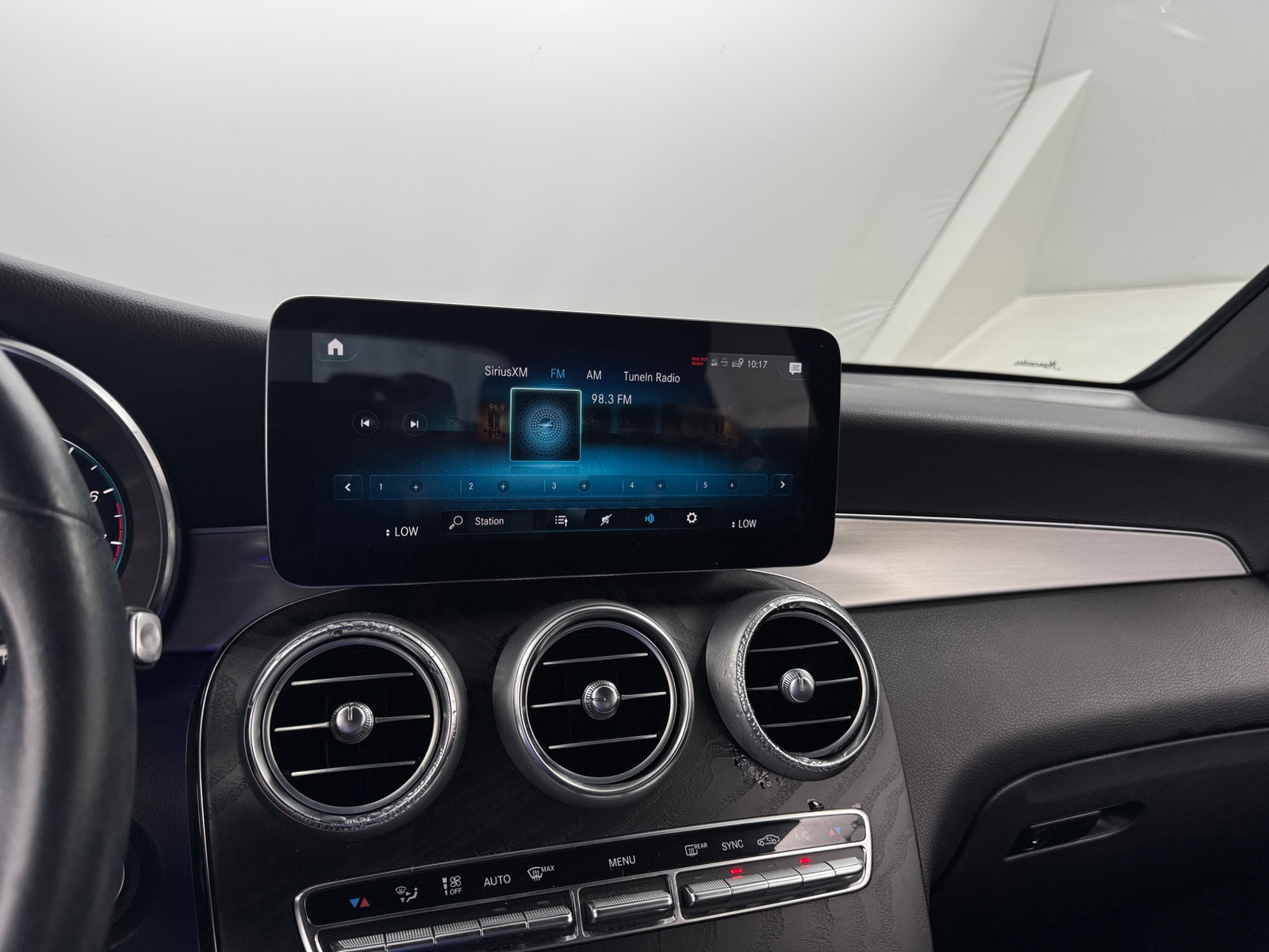 Thumbnail: 2022 Mercedes-Benz GLC - 3