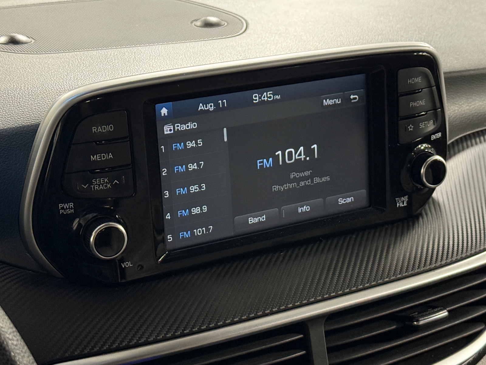 Thumbnail: 2019 Hyundai Tucson - 4