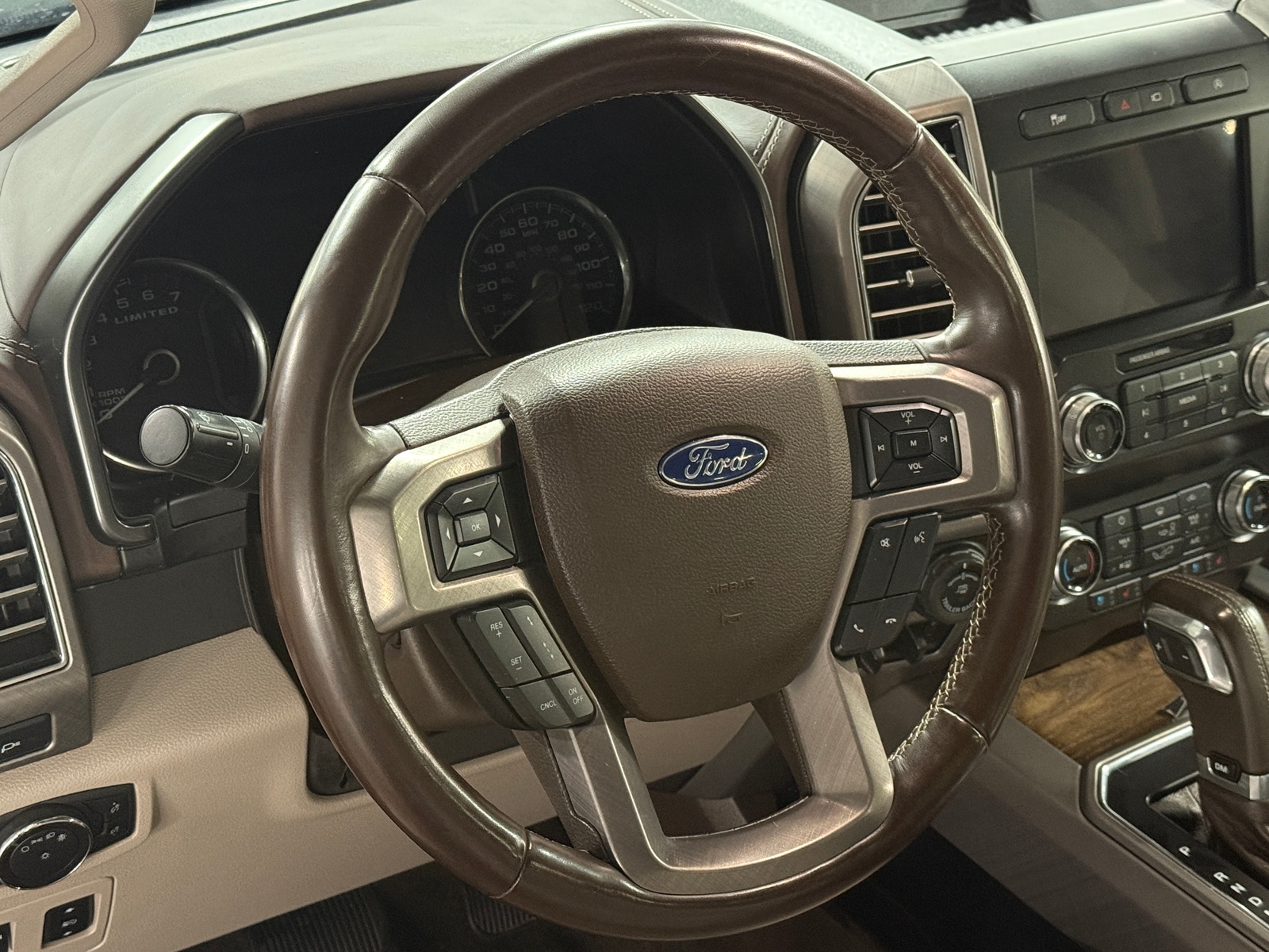 Thumbnail: 2019 Ford Econoline - 5
