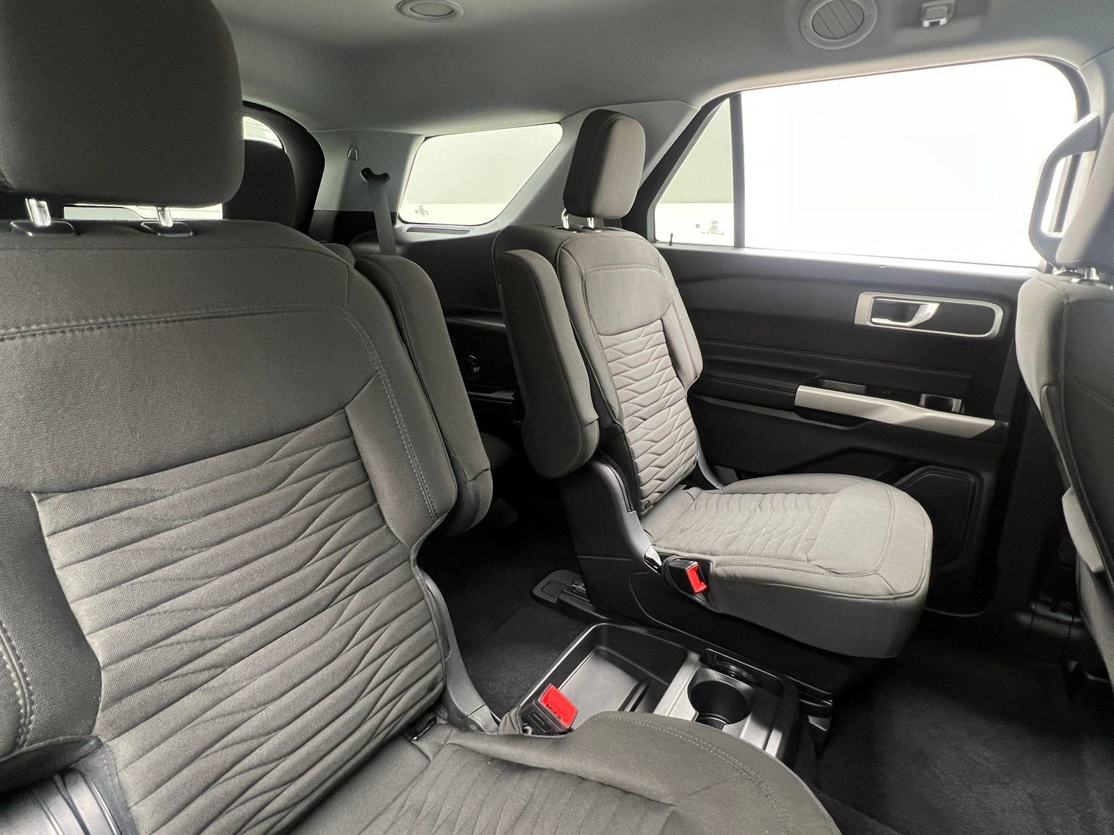 Thumbnail: 2021 Ford Explorer - 6