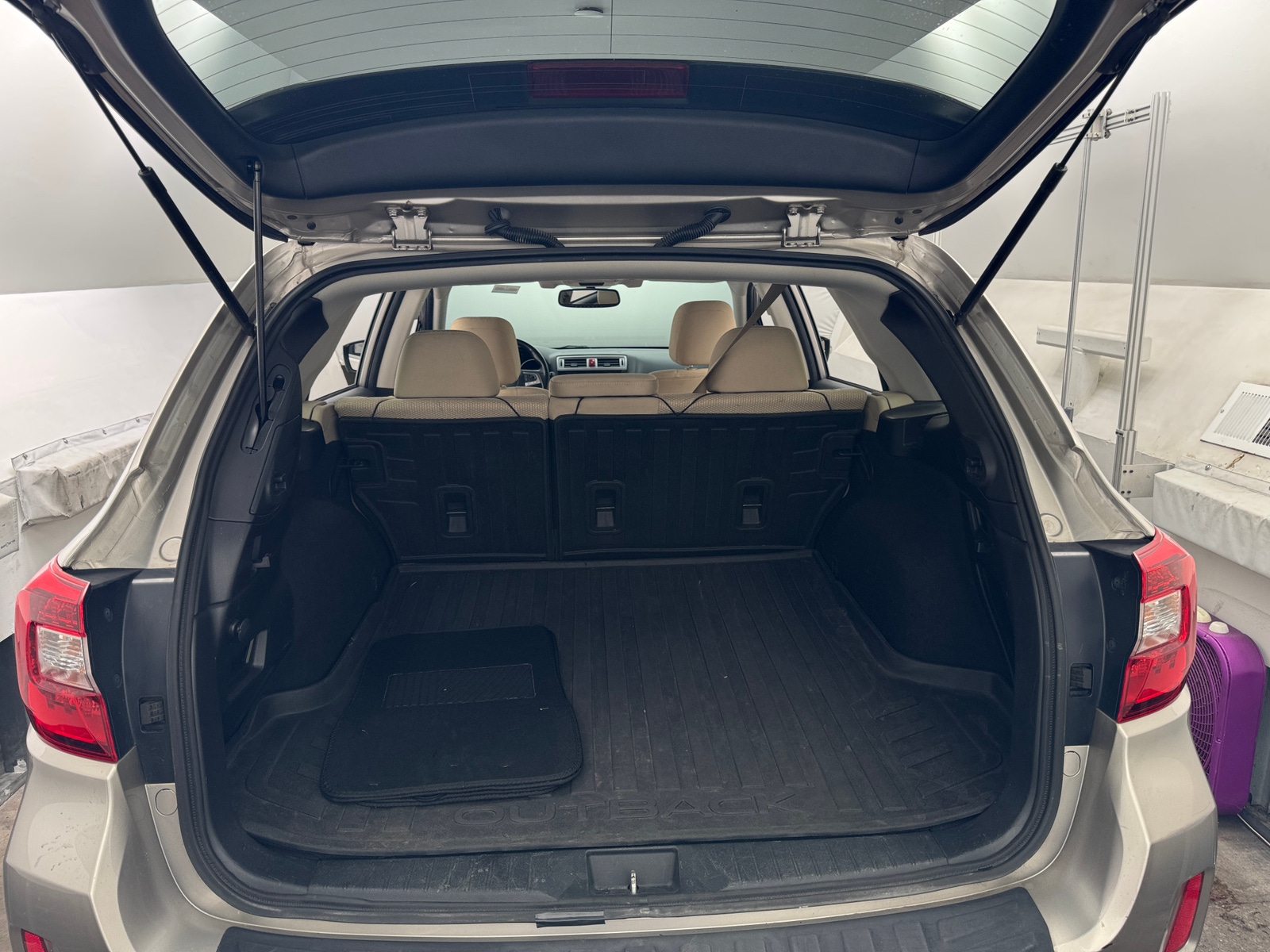 Thumbnail: 2016 Subaru Outback - 7