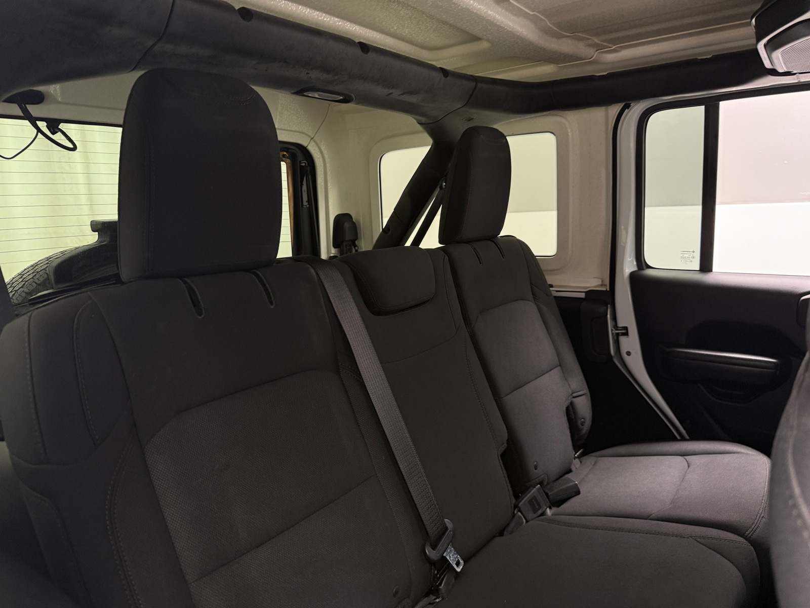 Thumbnail: 2018 Jeep Wrangler - 6