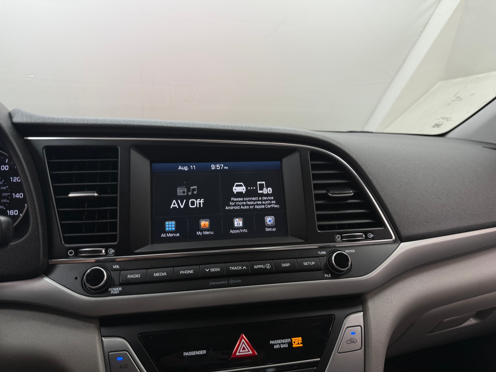 Thumbnail: 2018 Hyundai Elantra - 4