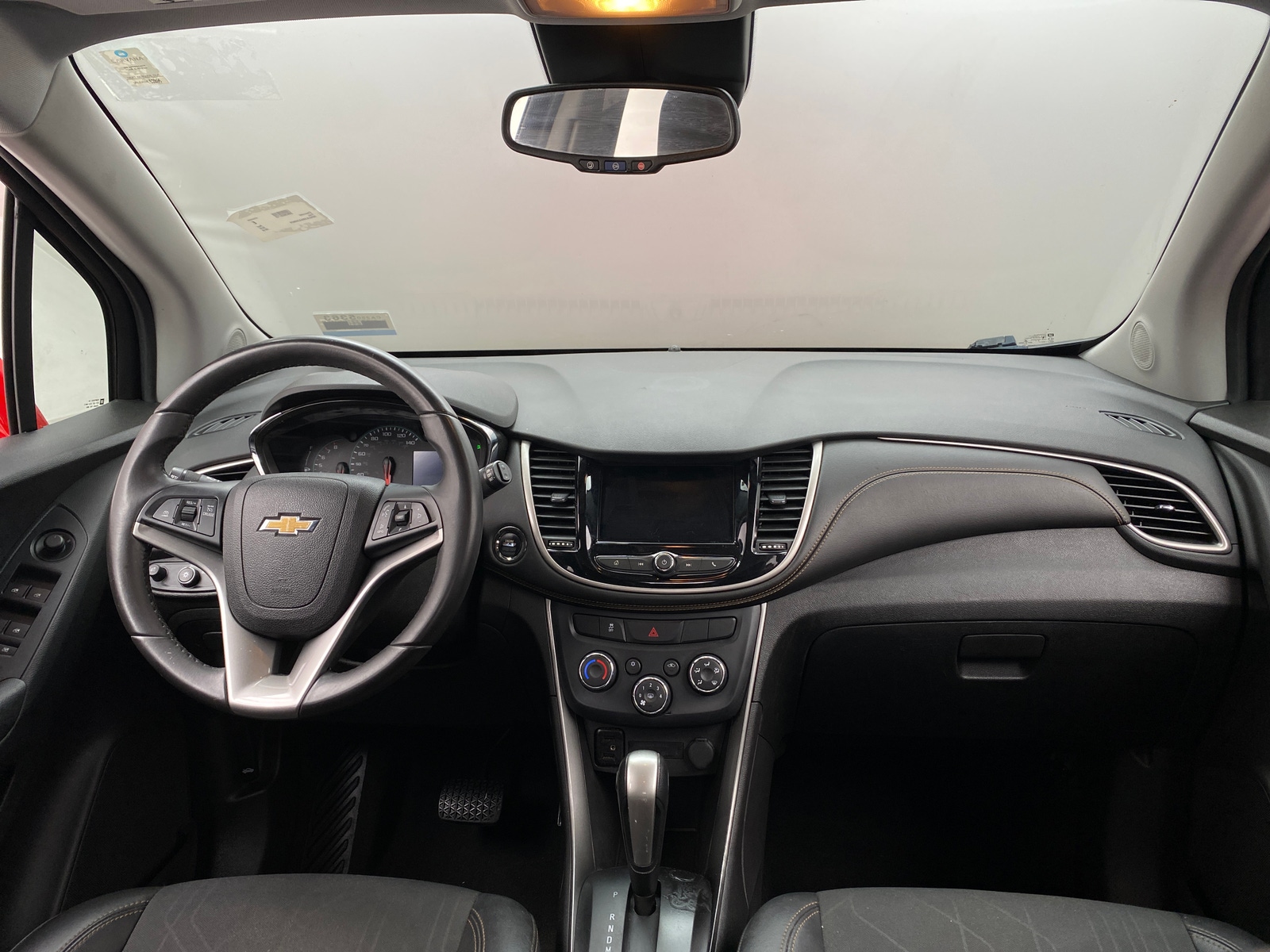 Thumbnail: 2018 Chevrolet Trax - 3