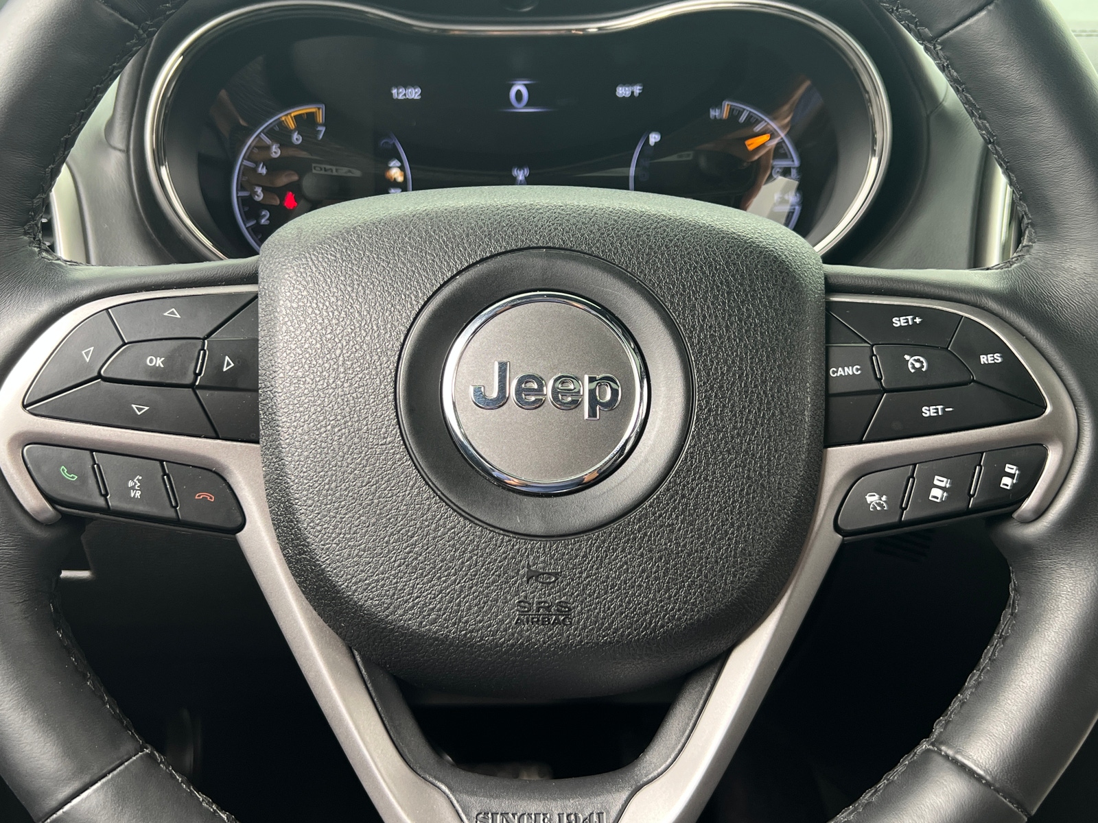 Thumbnail: 2018 Jeep Grand Cherokee - 4