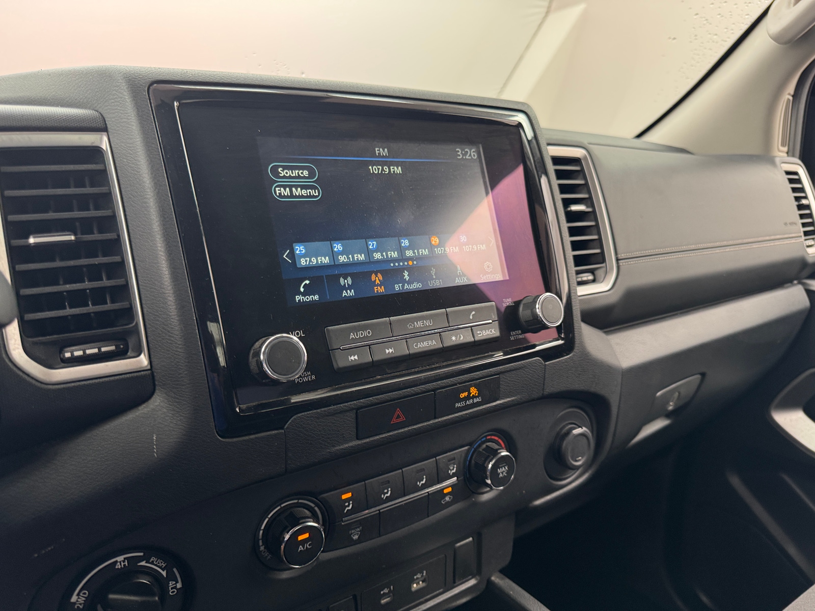 Thumbnail: 2022 Nissan Frontier - 4