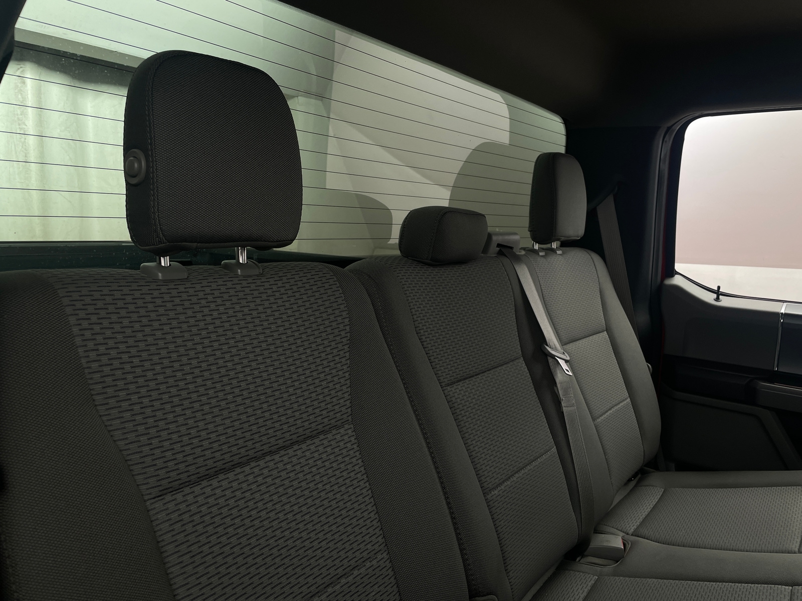 Thumbnail: 2019 Ford Econoline - 6