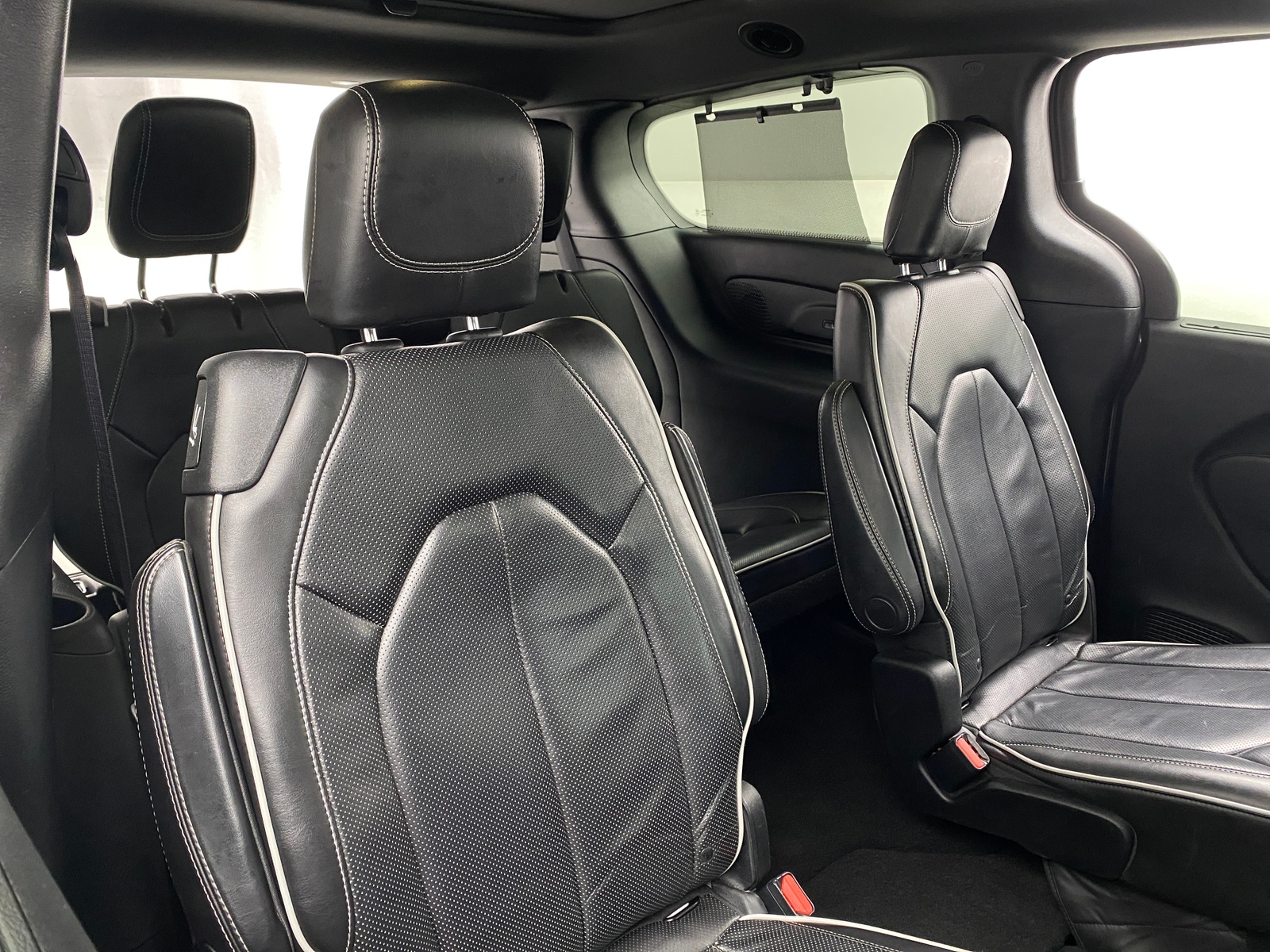 Thumbnail: 2019 Chrysler Pacifica - 5