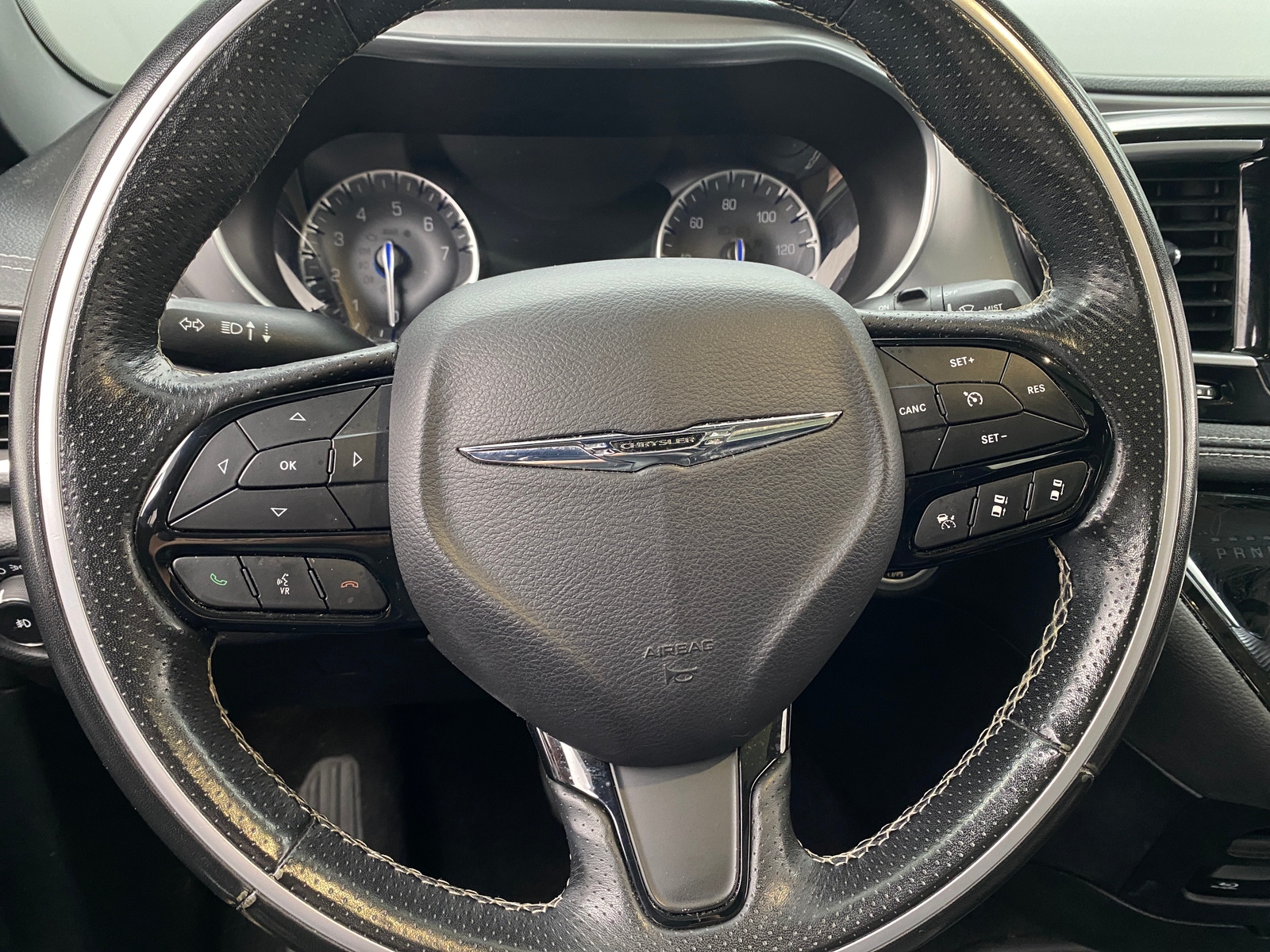Thumbnail: 2019 Chrysler Pacifica - 4