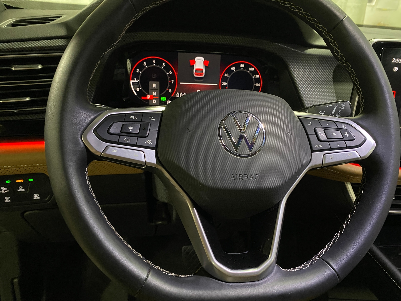 Thumbnail: 2023 Volkswagen ID.4 - 4