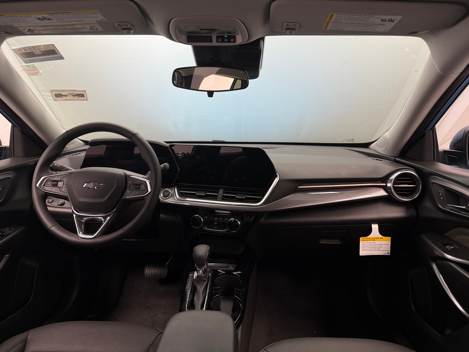 Thumbnail: 2025 Chevrolet Trax - 3