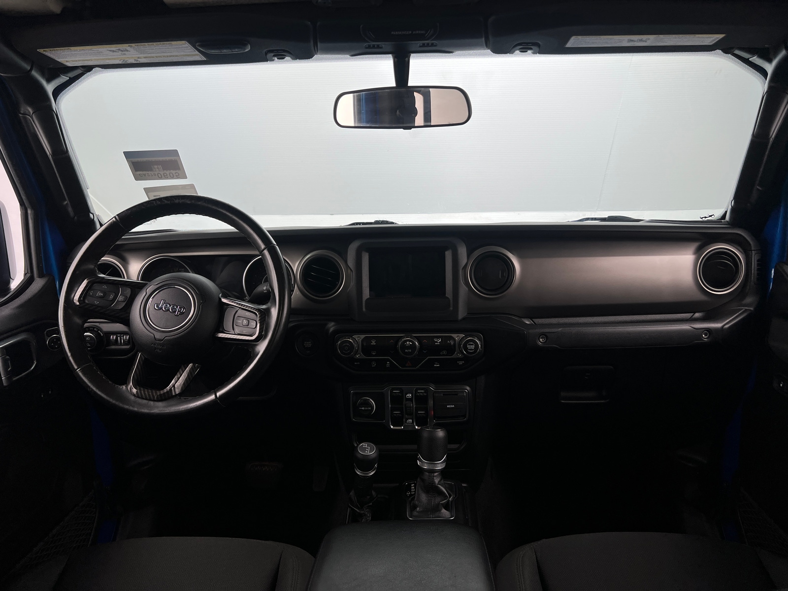 Thumbnail: 2021 Jeep Gladiator - 3