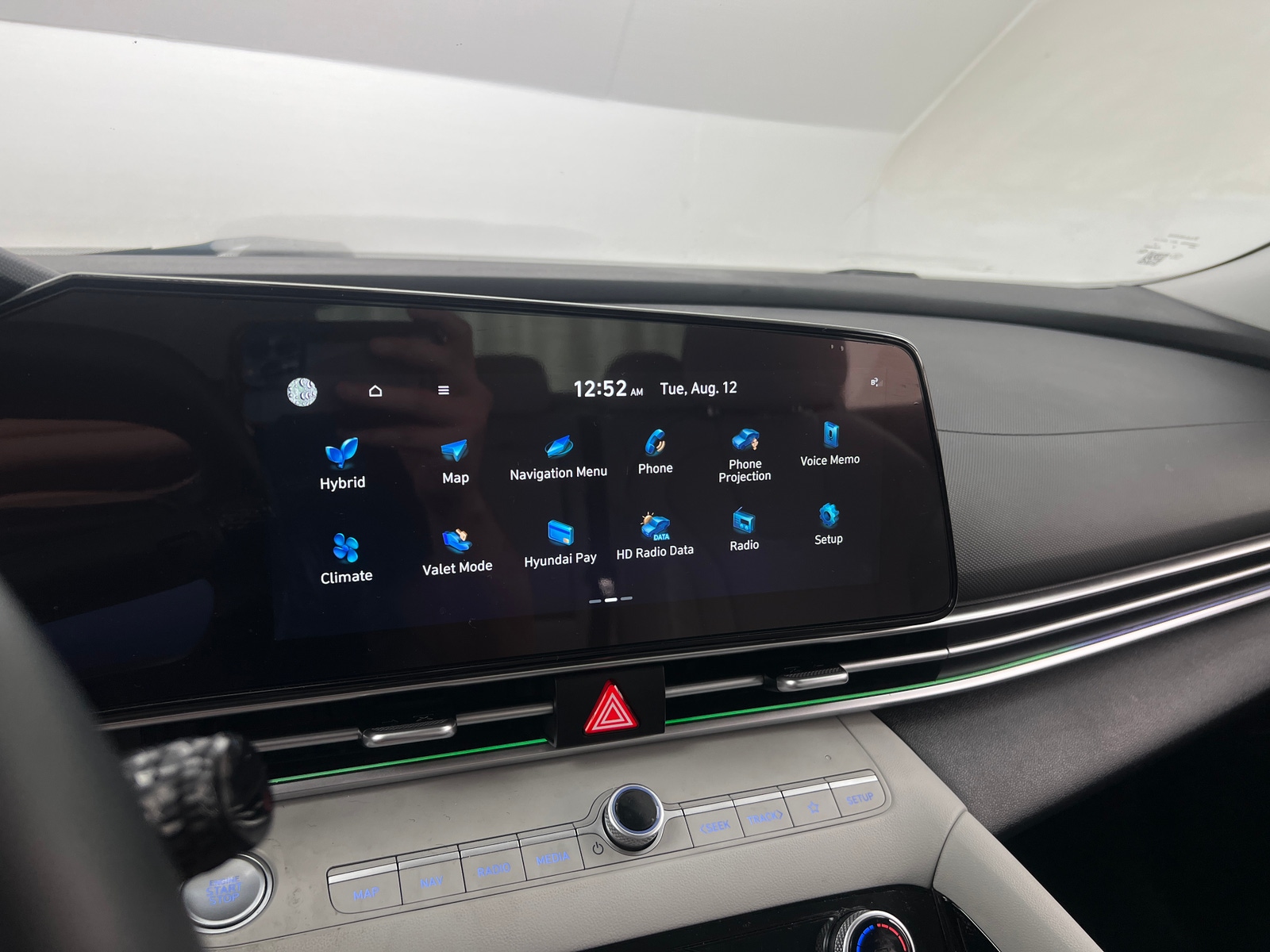 Thumbnail: 2023 Hyundai Elantra - 3