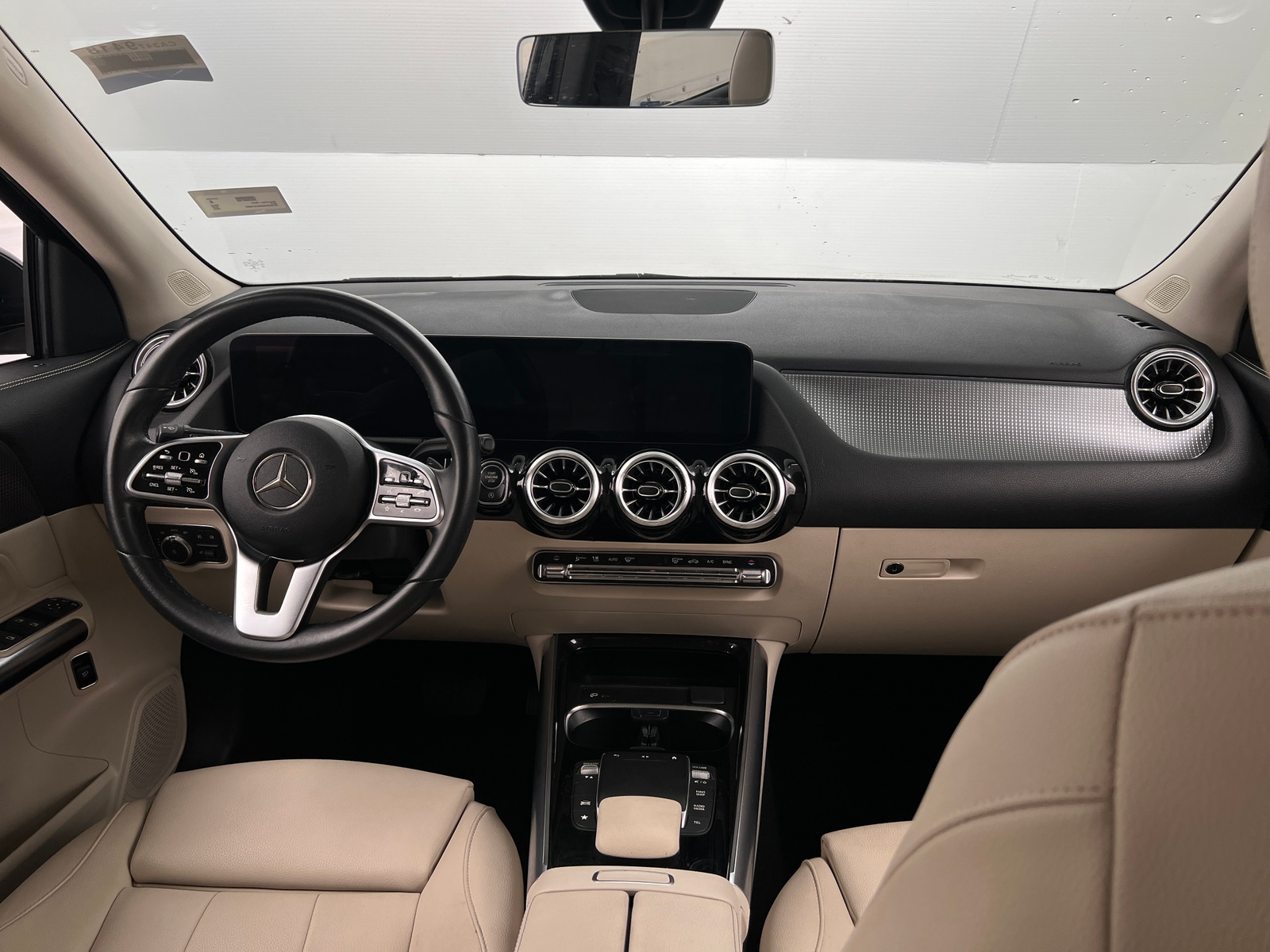 Thumbnail: 2022 Mercedes-Benz GLA - 2