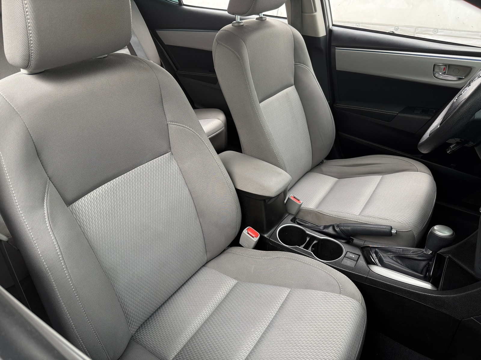 Thumbnail: 2014 Toyota Corolla - 2