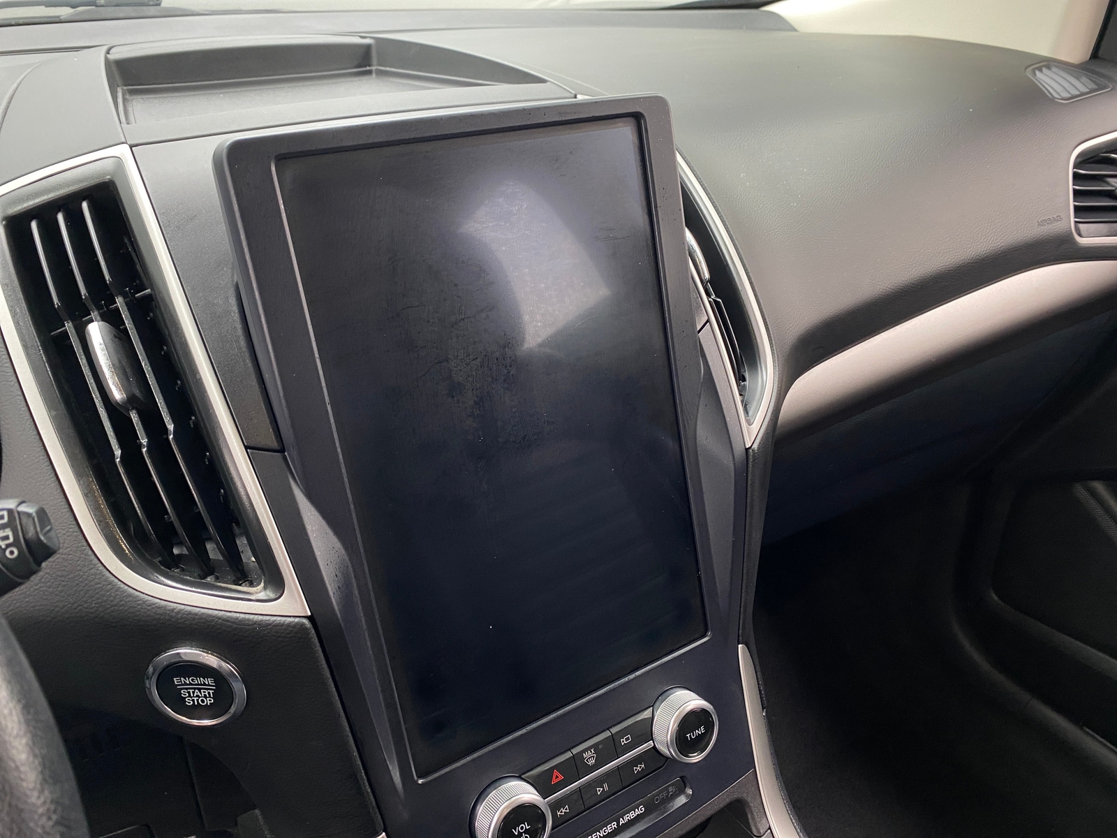Thumbnail: 2023 Ford Edge - 3
