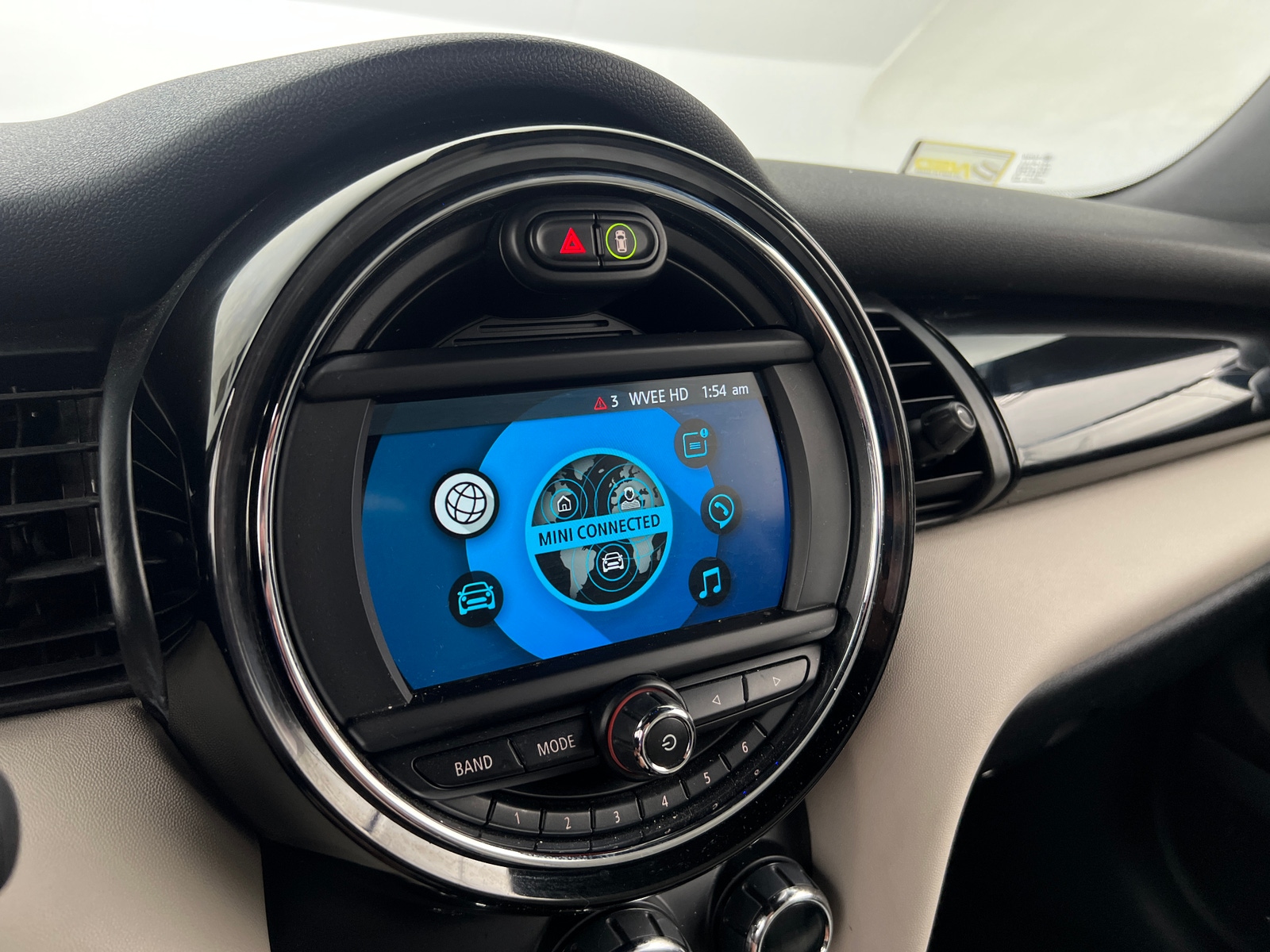 Thumbnail: 2019 MINI Cooper Convertible - 3