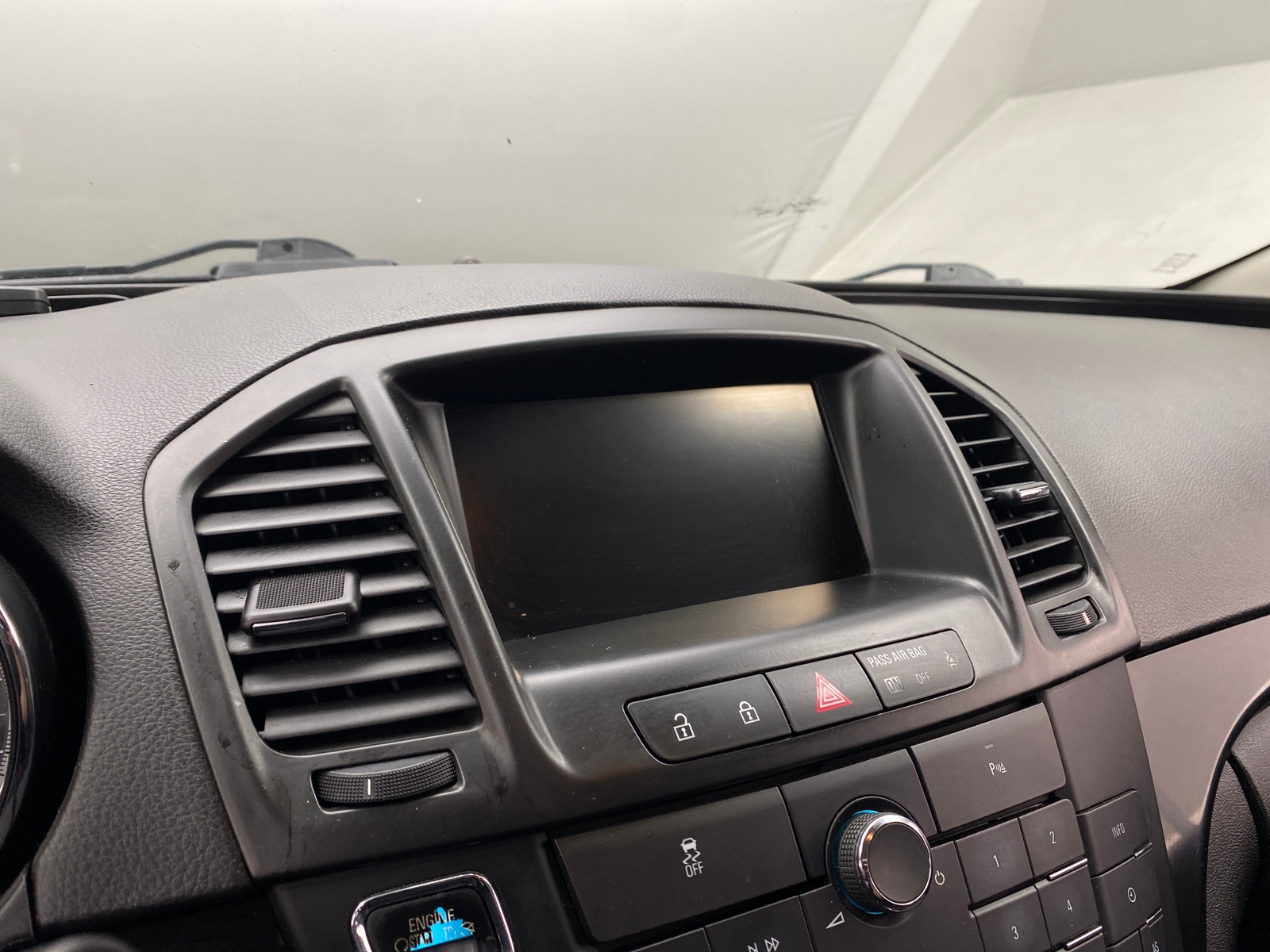 Thumbnail: 2013 Buick Regal - 3